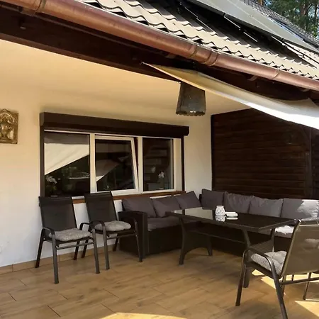 Dom Pod Swierkiem Semesterbostad